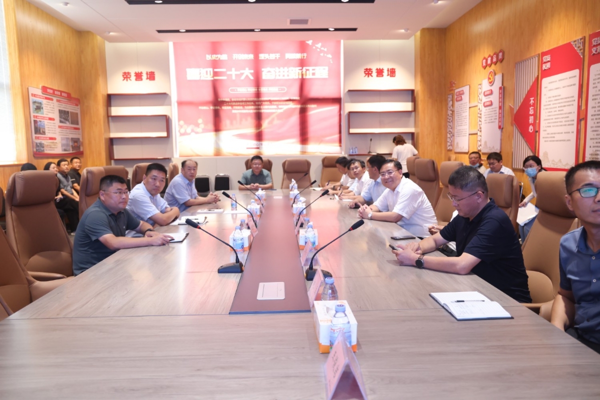 远义彬到精密制造产业园调研指导工作
