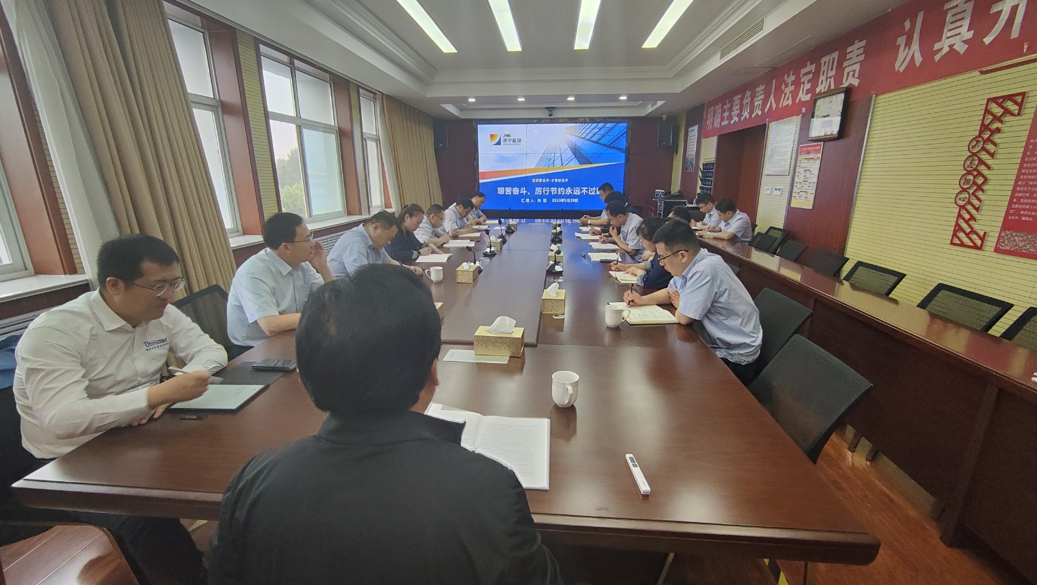 01f2aeadf8b370fde463caf655d67aa