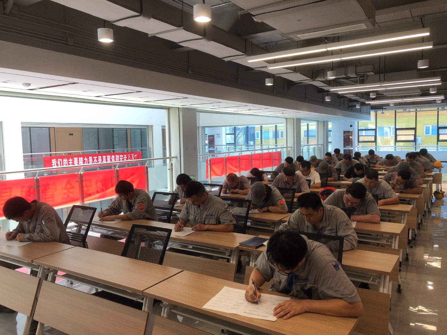 6f636ffd346445c47606d5d13300eb6