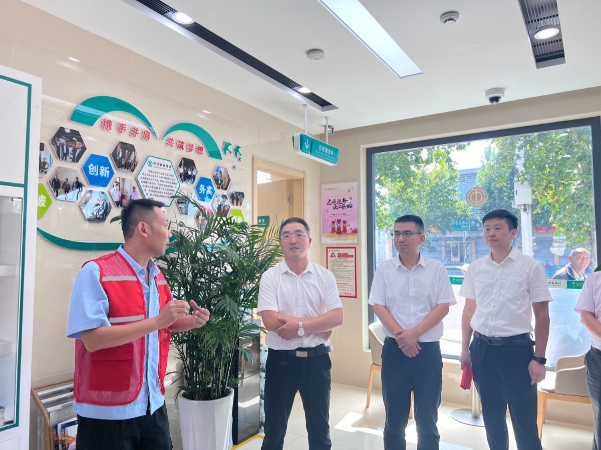 共建工会驿站 筑起温暖港湾 盛源公司举行共建户外劳动者驿站揭牌仪式