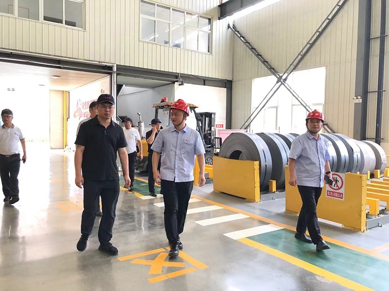 桐梓县工业能源和科学技术局赴山东盛源洽谈合作