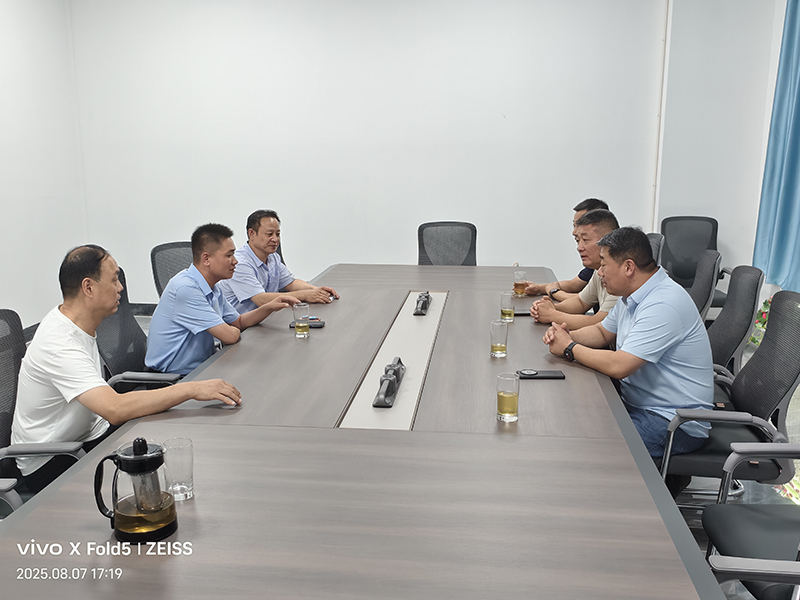 0809枣矿集团领导莅临新疆分公司调研共话合作新篇（孟凡灿）