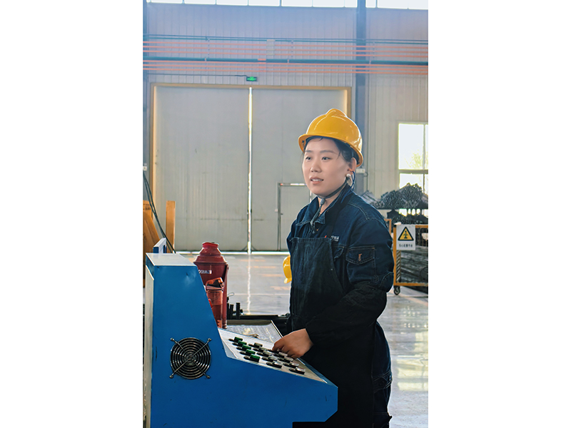 0321董少芝：既是攻坚者，也是贴心人（郝晓霞）